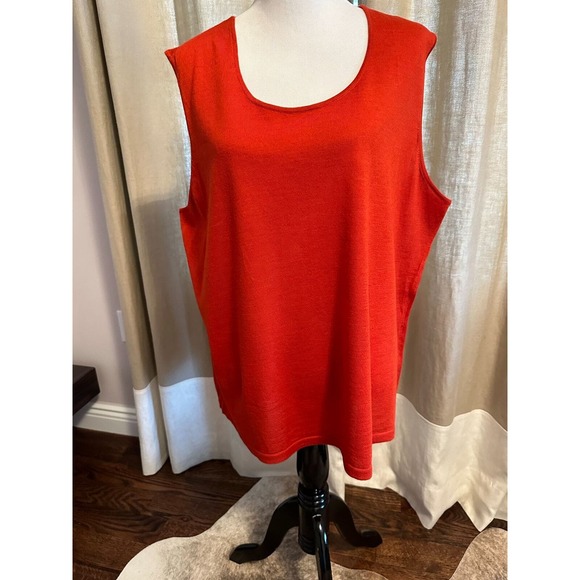 NWOT EILEEN FISHER Woman Red Sleeveless 100% Merino Wool Sweater SZ 3X - Picture 1 of 3